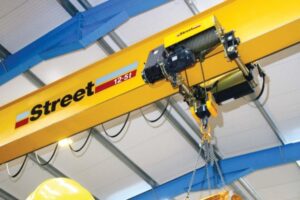 Read more about the article Enhancing Efficiency and Flexibility: The Advantages of Underslung Cranes